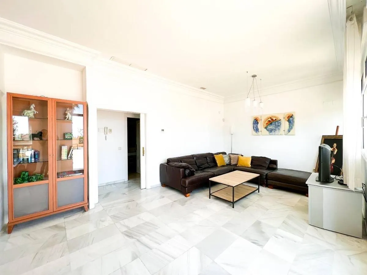 Modern Three-Level Apartment Near The Sea Benalmadena